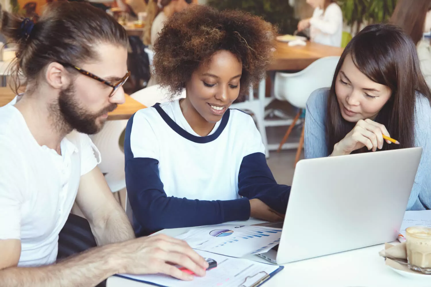 Descubra os Cursos Livres da Universidade Brasileira: Aprenda de forma simples e rápida!